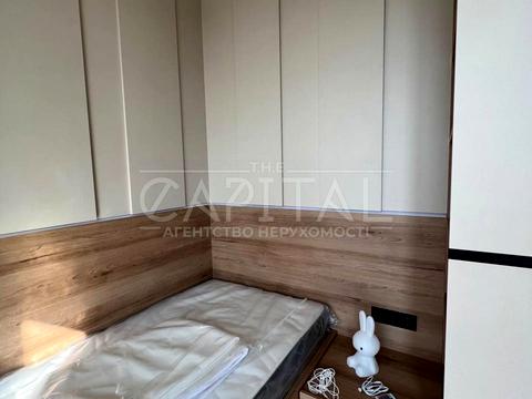квартира за адресою Дніпровська набережна вул., 18-А