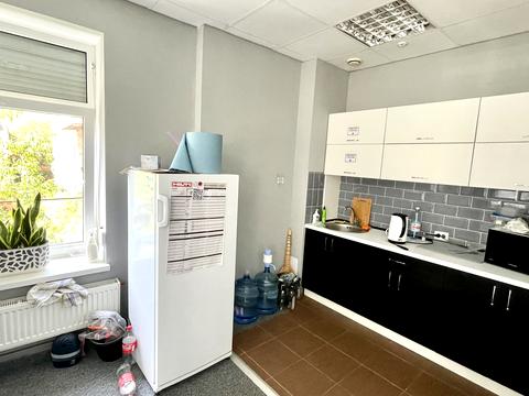комерційна за адресою Дениса Лукіяновича вул., 7