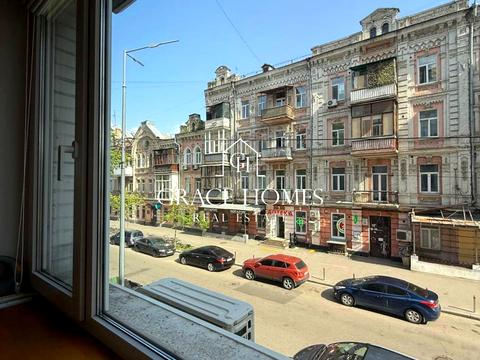 квартира за адресою Межигірська вул., 28