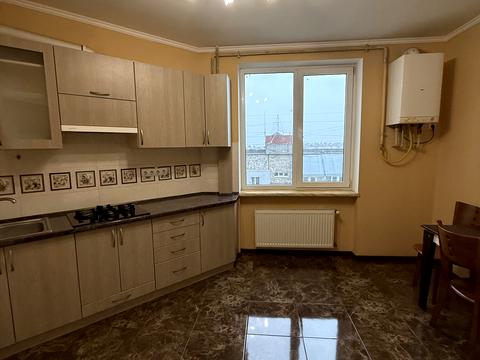 квартира за адресою Івана Миколайчука вул., 30