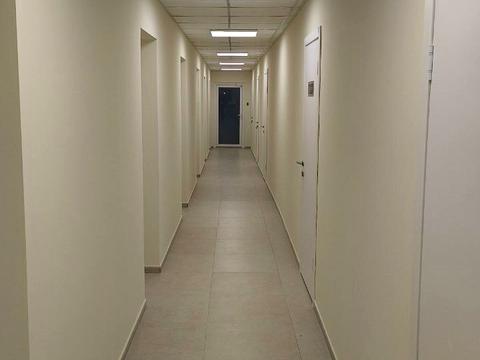 комерційна за адресою Ніла Армстронга вул. (Казакова), 1д