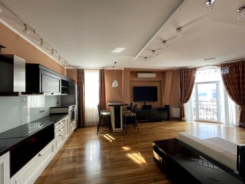 квартира за адресою Лабораторна вул., 8