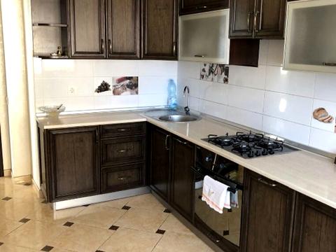 квартира за адресою Тролейбусна вул., 9-Б