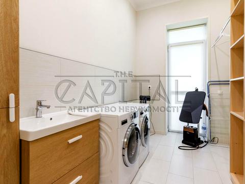 будинок за адресою смт. Козин, Миру вул., 92