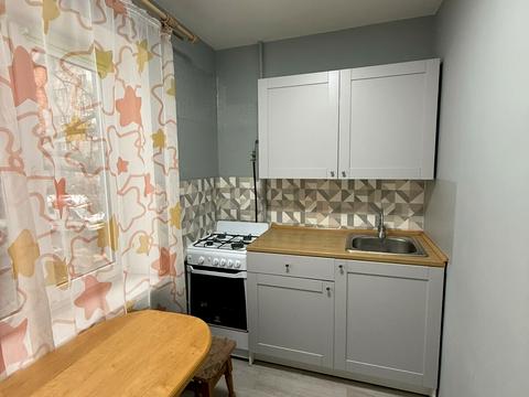 квартира за адресою Симиренка вул., 7-Б