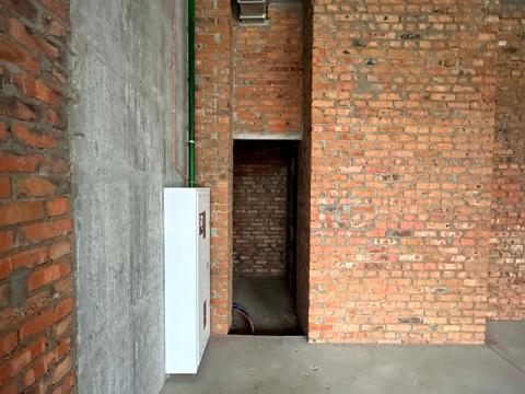 коммерческая по адресу Віктора Некрасова, 6