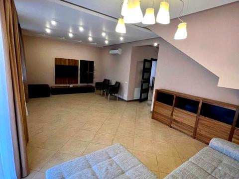 будинок за адресою Горіхова