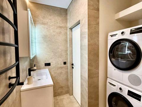 квартира за адресою Незалежності просп., 104-А