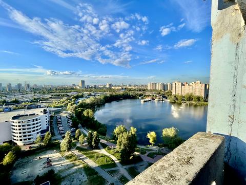 квартира за адресою Київ, Драгоманова вул., 1-К
