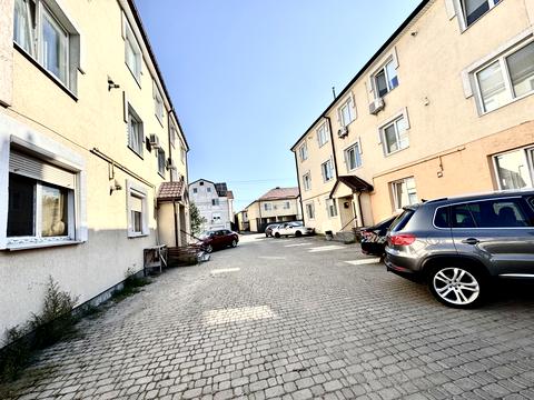 будинок за адресою Грушевського вул., 1