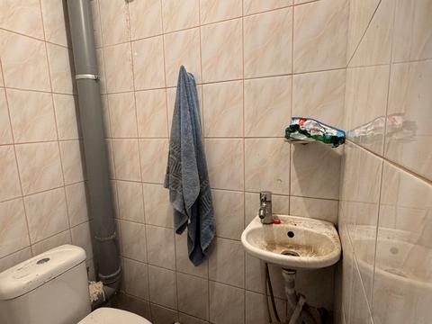комерційна за адресою Залізнична вул., 16