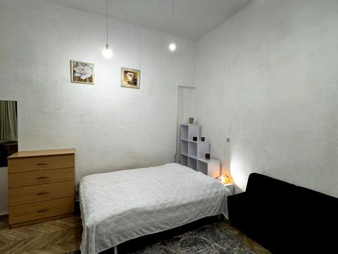 квартира за адресою Якова Головацького вул., 10