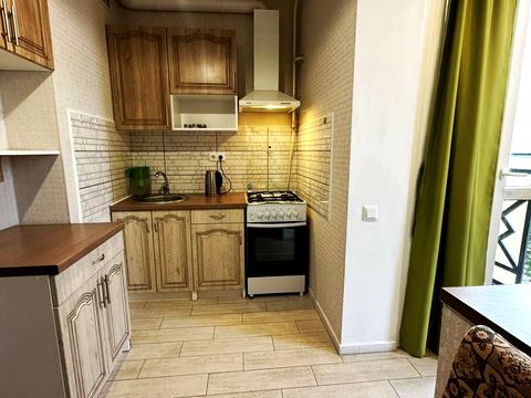 квартира по адресу Українська ул., 83б