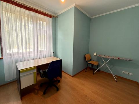 будинок за адресою Київ, Вишгородська вул.