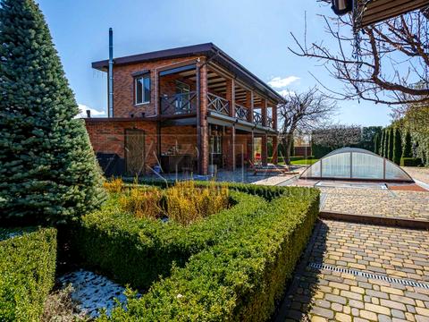 будинок за адресою 53-та Садова вул.