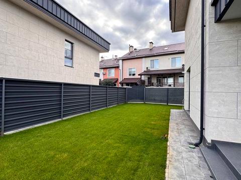 будинок за адресою Центральна вул.