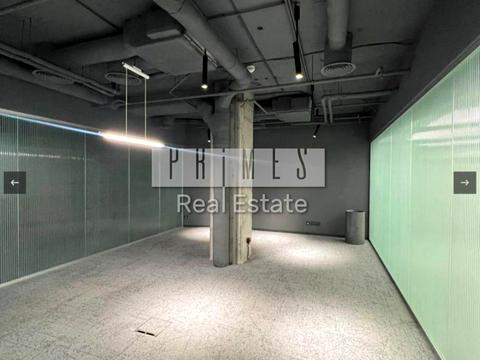 комерційна за адресою Володимирська вул., 81