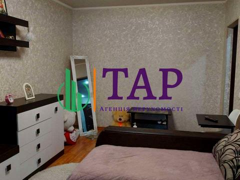 квартира за адресою Михайла Комарова вул. (Тархова), 5