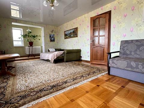 будинок за адресою Богдана Хмельницького