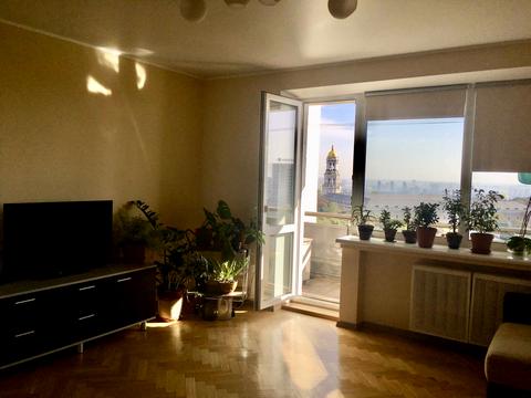 квартира за адресою Михайла Омеляновича-Павленка вул. (Суворова), 19-А