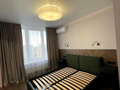 квартира за адресою Дніпровська набережна вул., 18-А