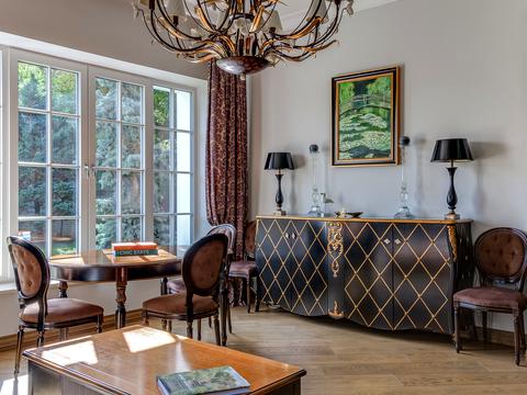 будинок за адресою смт. Козин, Козацька вул.