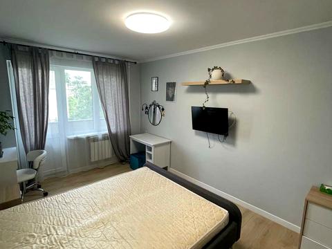 квартира за адресою Героїв полку "Азов" вул. (Маршала Малиновського), 13