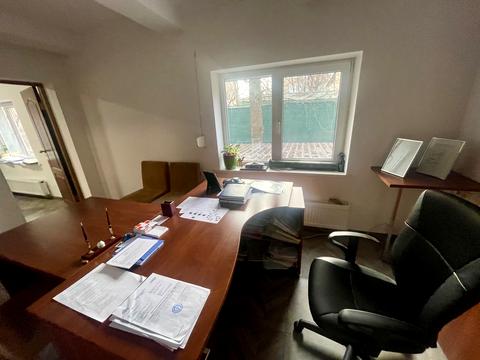 коммерческая по адресу Науки просп., 33а