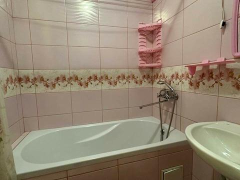 квартира за адресою с. Петропавлівська Борщагівка, Миру вул., 11