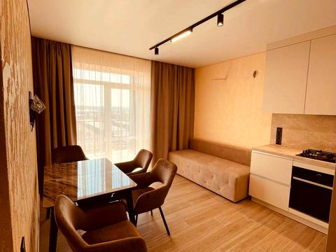 квартира за адресою Роксоляни вул., 18