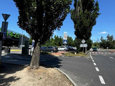 участок по адресу Печерська, 28