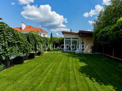 будинок за адресою Вулиця Ясна