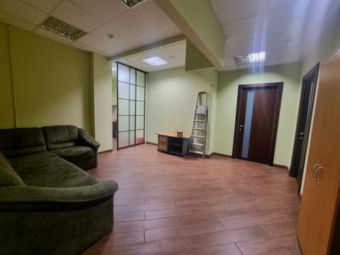 комерційна за адресою Саксаганського вул., 119