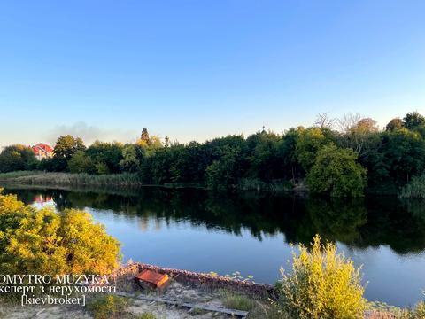 ділянка за адресою Плютовська вул.