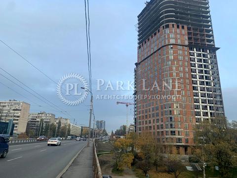 коммерческая по адресу Николая Михновского бульв. (Дружбы Народов), 2