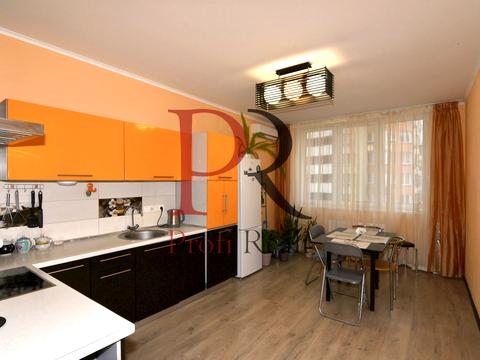 квартира за адресою Анни Ахматової вул., 34