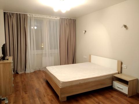 квартира за адресою Феодосійська вул., 2-Л