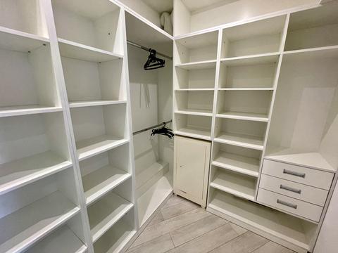 квартира по адресу Лазурная ул., 5