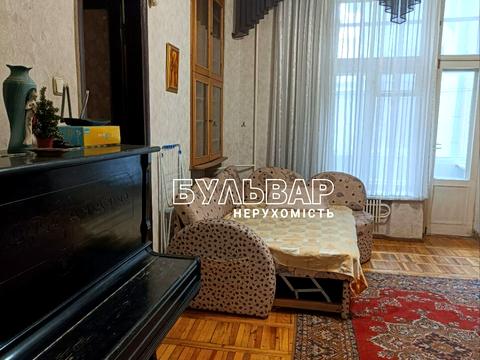 квартира за адресою Грабовського пров., 4