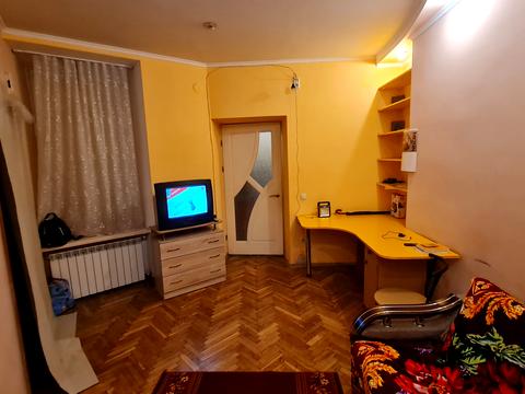 квартира за адресою Залізнична вул., 12