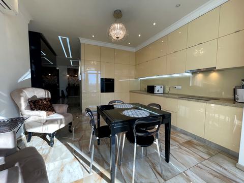 квартира по адресу Андрея Верхогляда ул. (Михайла Драгомирова), 20