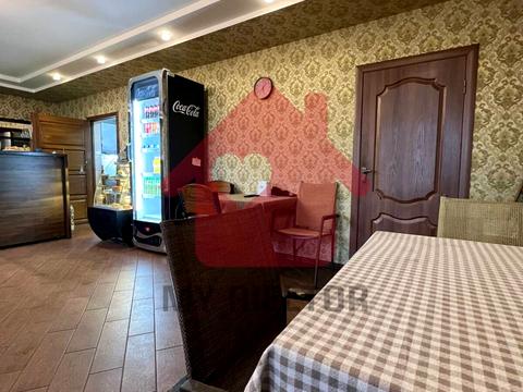 коммерческая по адресу Центральна, 11
