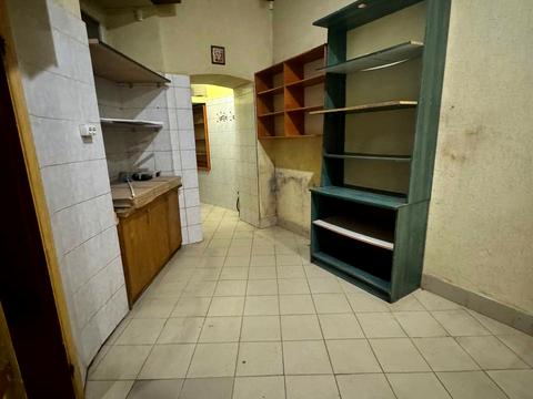 комерційна за адресою Лемківська вул., 14