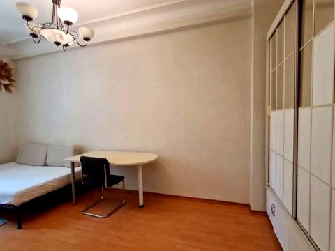 квартира по адресу Дмитрия Яворницкого просп. (Карла Маркса), 30