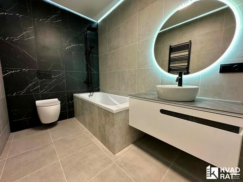 квартира за адресою Флотська вул., 10б