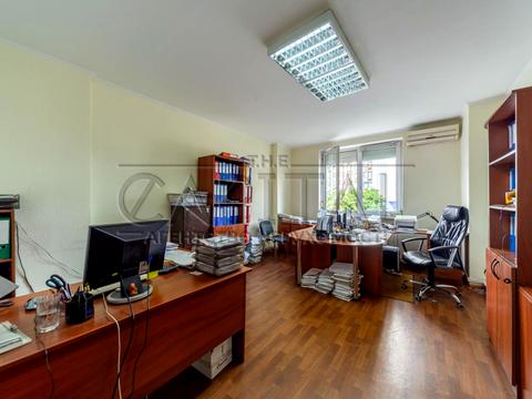 коммерческая по адресу Раисы Окипной ул., 4