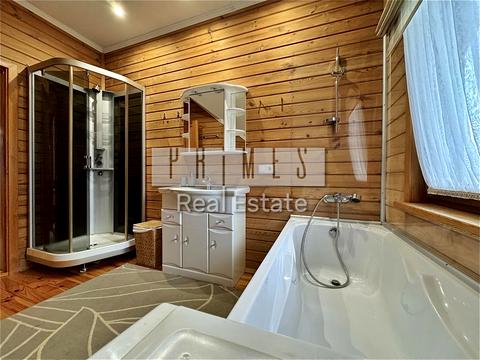 будинок за адресою Кар'єрна вул.