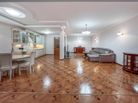 квартира за адресою Олександра Кониського вул., 45-49