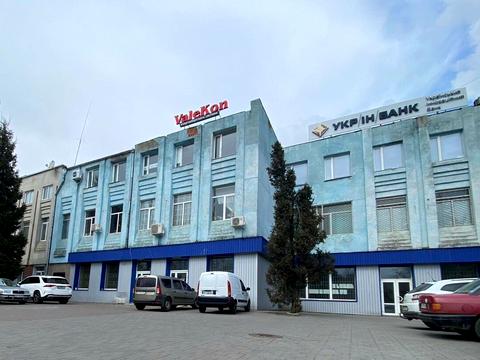 комерційна за адресою Миру просп., 99/101