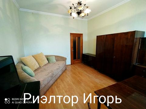 квартира за адресою Разумовская, 27